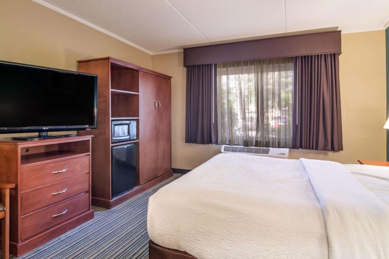 Best Western Plus Traverse Stadt Exterior foto